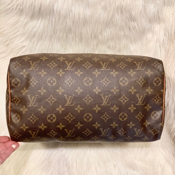 Authentic Louis Vuitton Speedy 35 #7.5b - Picture 5 of 10